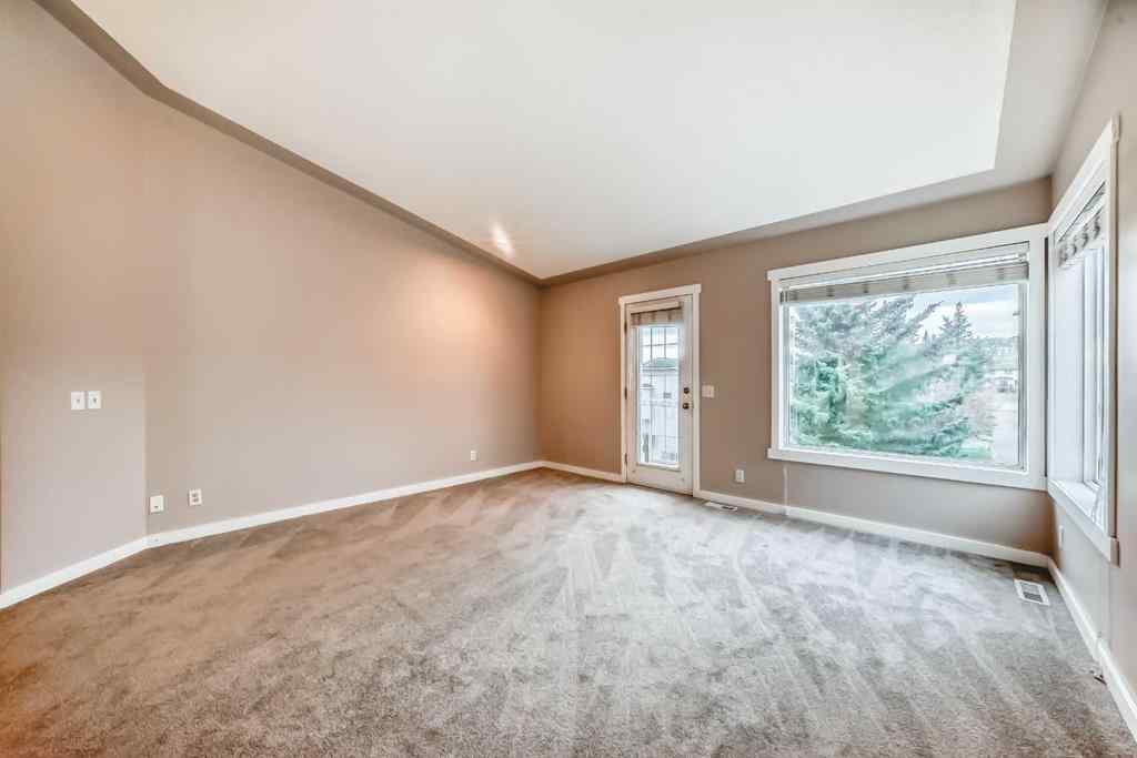 MLS® A2262519 - 82 Sierra Morena Green SW in Signal Hill Calgary, Residential