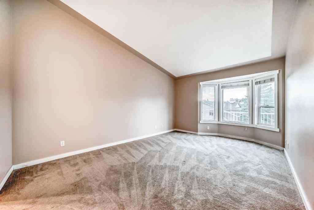 MLS® A2262519 - 82 Sierra Morena Green SW in Signal Hill Calgary, Residential