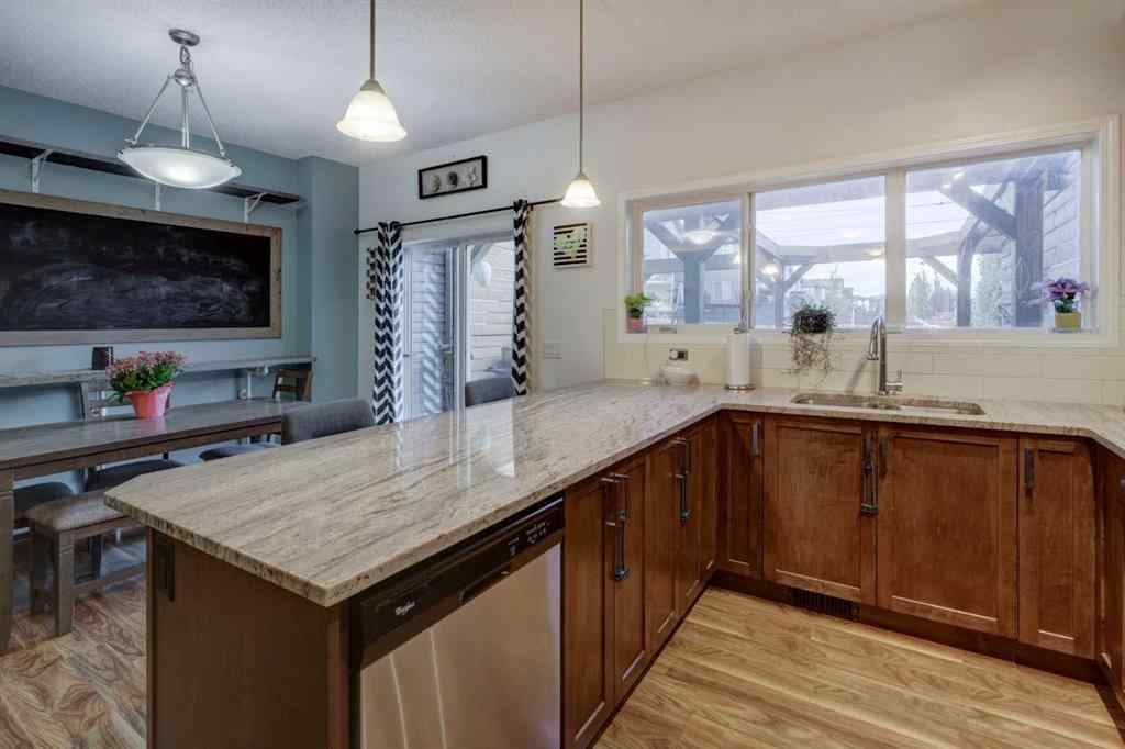 MLS® A2262525 - 468 Hillcrest Circle SW in Hillcrest Airdrie, Residential