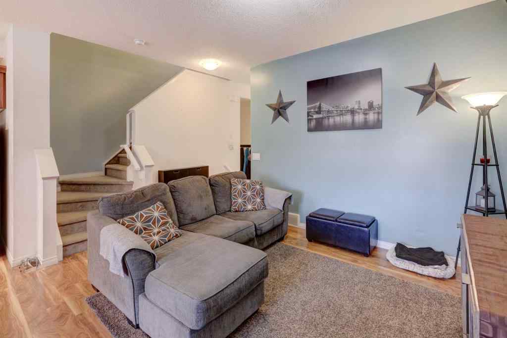 MLS® A2262525 - 468 Hillcrest Circle SW in Hillcrest Airdrie, Residential
