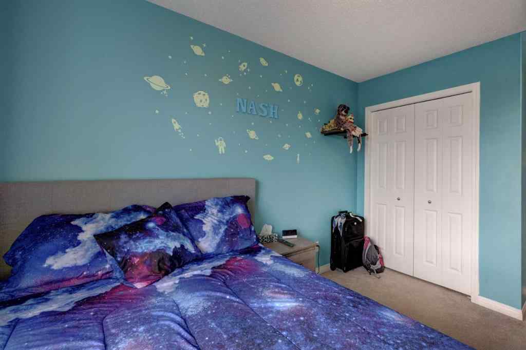 MLS® A2262525 - 468 Hillcrest Circle SW in Hillcrest Airdrie, Residential