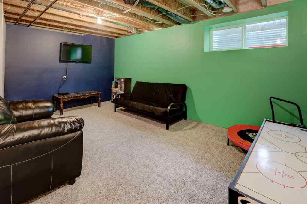 MLS® A2262525 - 468 Hillcrest Circle SW in Hillcrest Airdrie, Residential