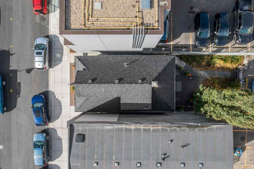 MLS® A2262527 - 2032 34 Avenue SW in South Calgary Calgary, Commercial