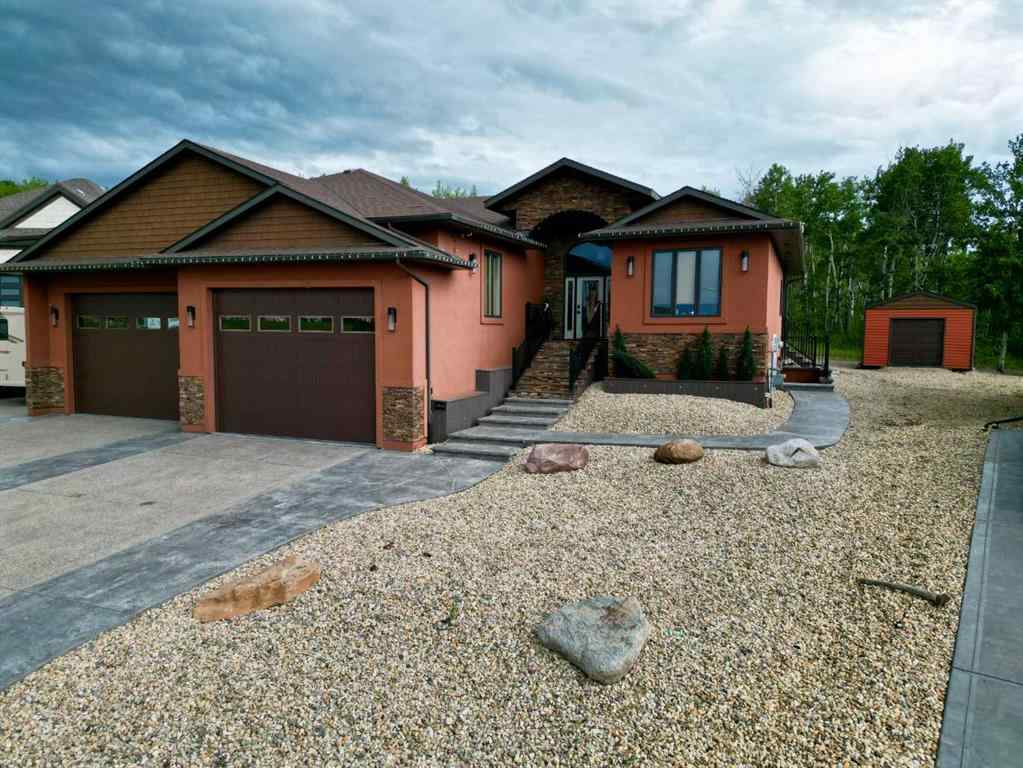 MLS® A2262529 - 10632 85 Street  in Saddleback Ridge Peace River, Residential