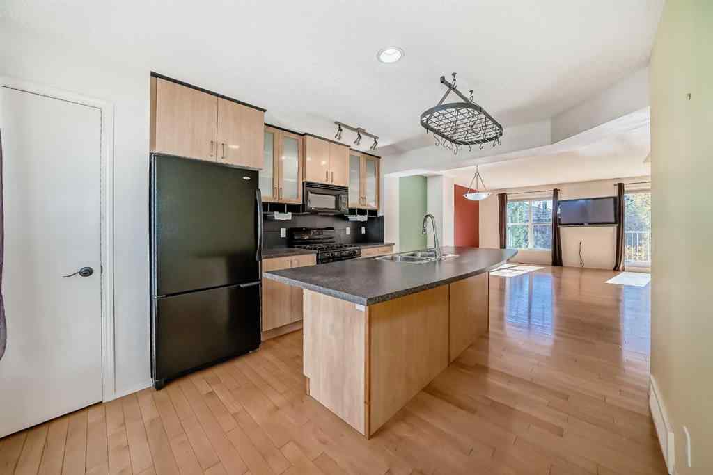 MLS® A2262533 - 63 Toscana Gardens NW in Tuscany Calgary, Residential