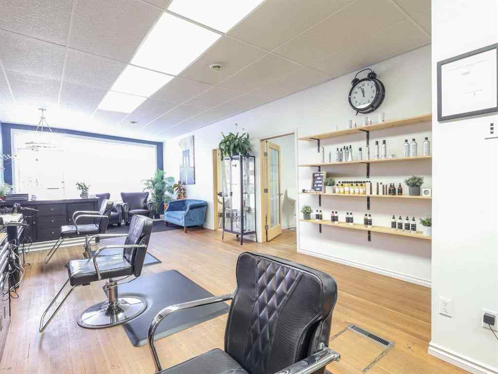 MLS® A2262535 - 5010 50 Street  in Downtown West Stettler, Commercial