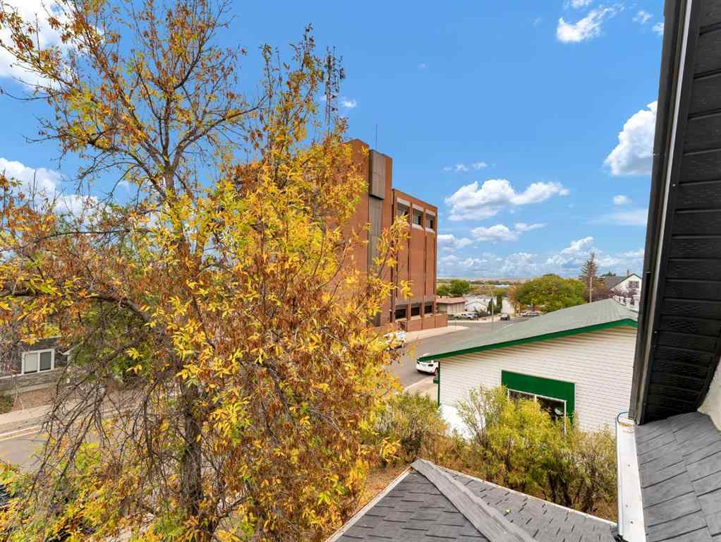 MLS® A2262537 - 427 5 Street SE in SE Hill Medicine Hat, Residential