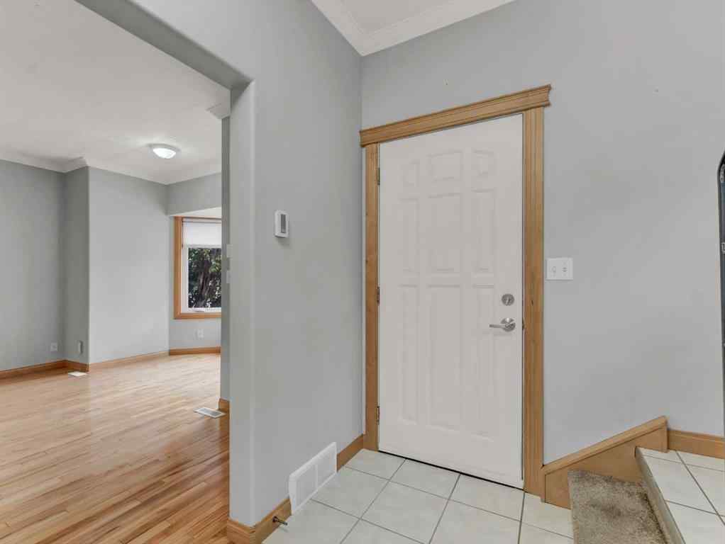 MLS® A2262537 - 427 5 Street SE in SE Hill Medicine Hat, Residential