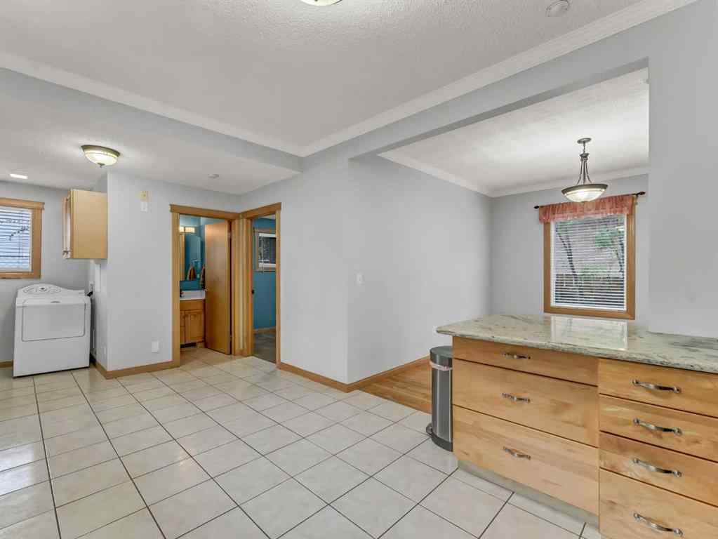 MLS® A2262537 - 427 5 Street SE in SE Hill Medicine Hat, Residential