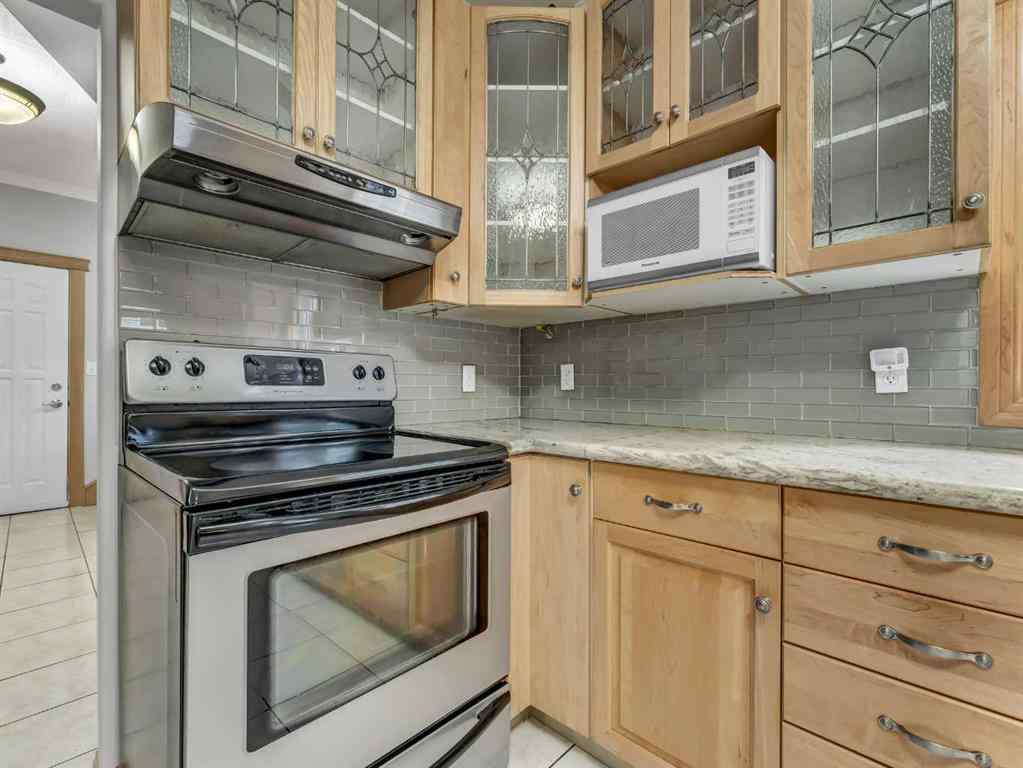 MLS® A2262537 - 427 5 Street SE in SE Hill Medicine Hat, Residential