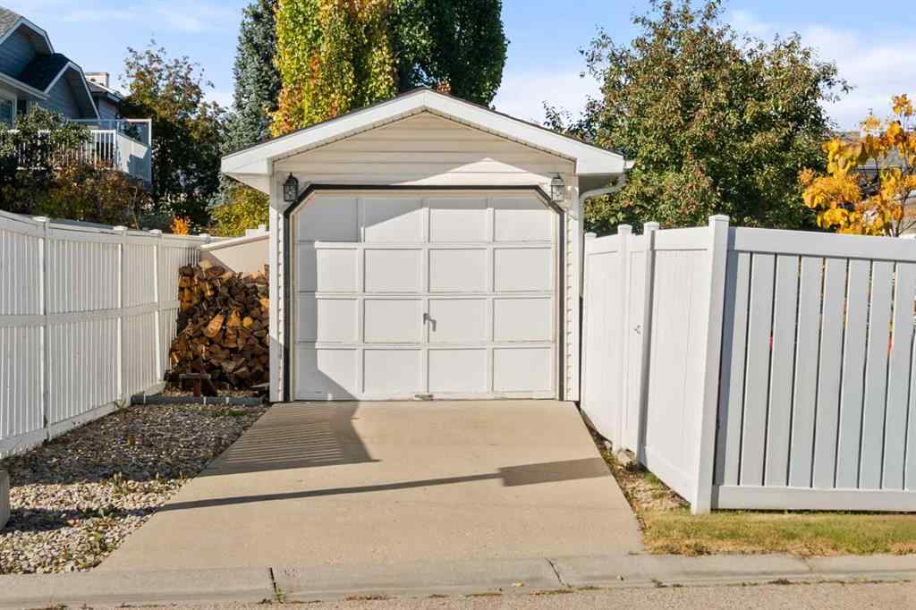MLS® A2262539 - 177 Hidden Vale Close NW in Hidden Valley Calgary, Residential