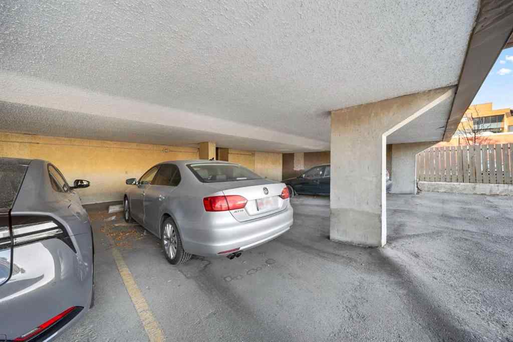 MLS® A2262545 - Unit #304 1222 Kensington Close NW in Hillhurst Calgary, Residential