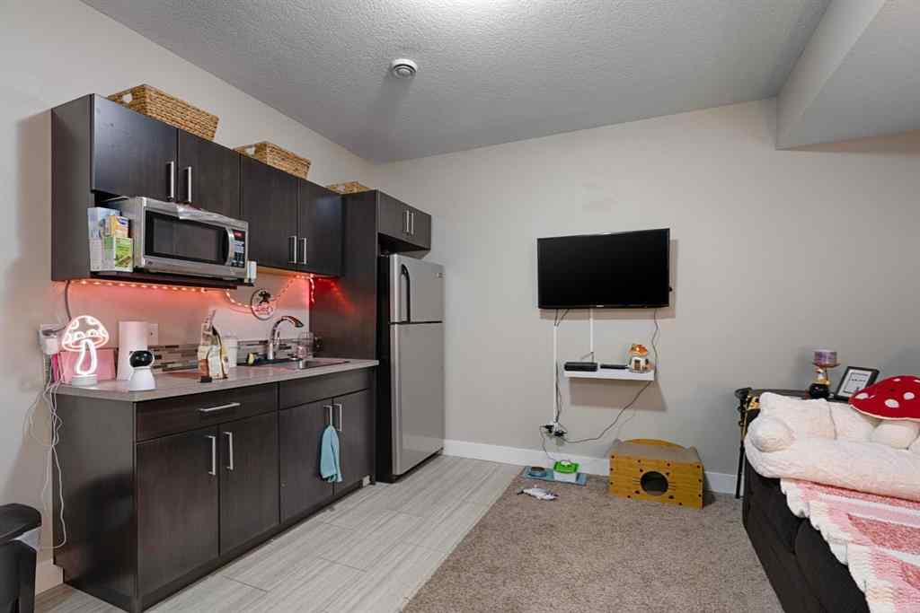 MLS® A2262550 - 313 Heritage Drive  in Parsons North Fort McMurray, Residential