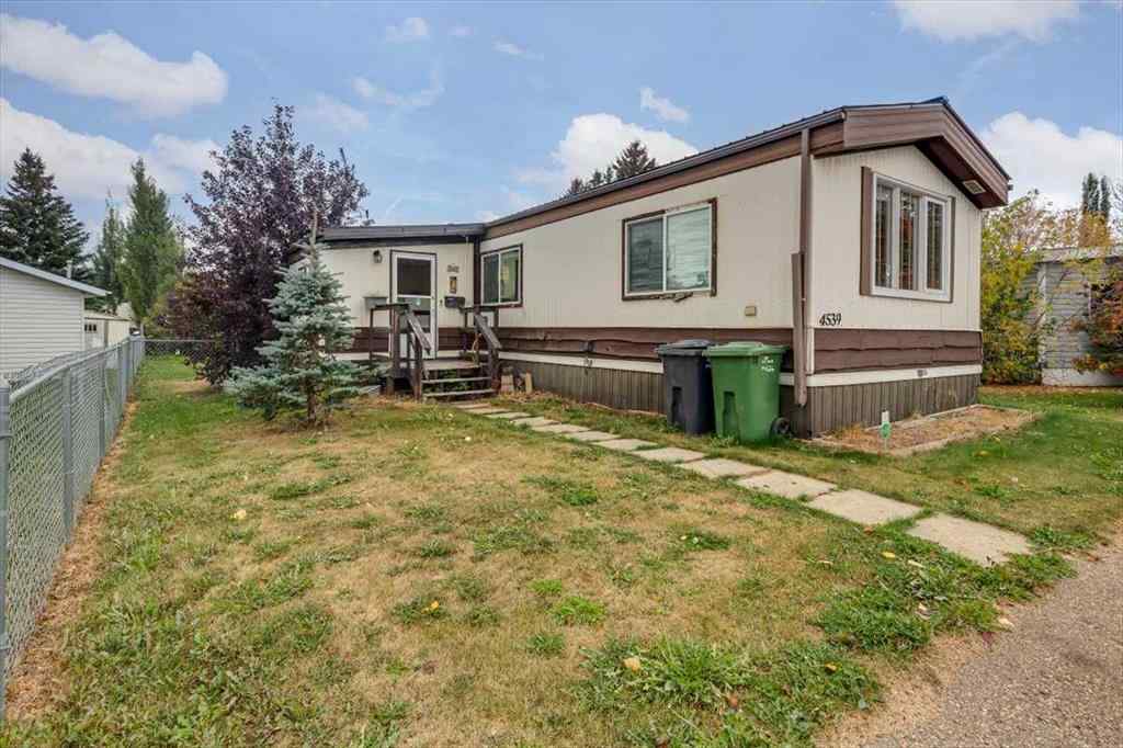 MLS® A2262551 - 4539 Eastview Crescent  in NONE Rimbey, Residential