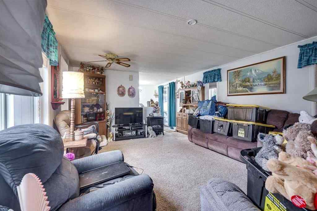 MLS® A2262551 - 4539 Eastview Crescent  in NONE Rimbey, Residential