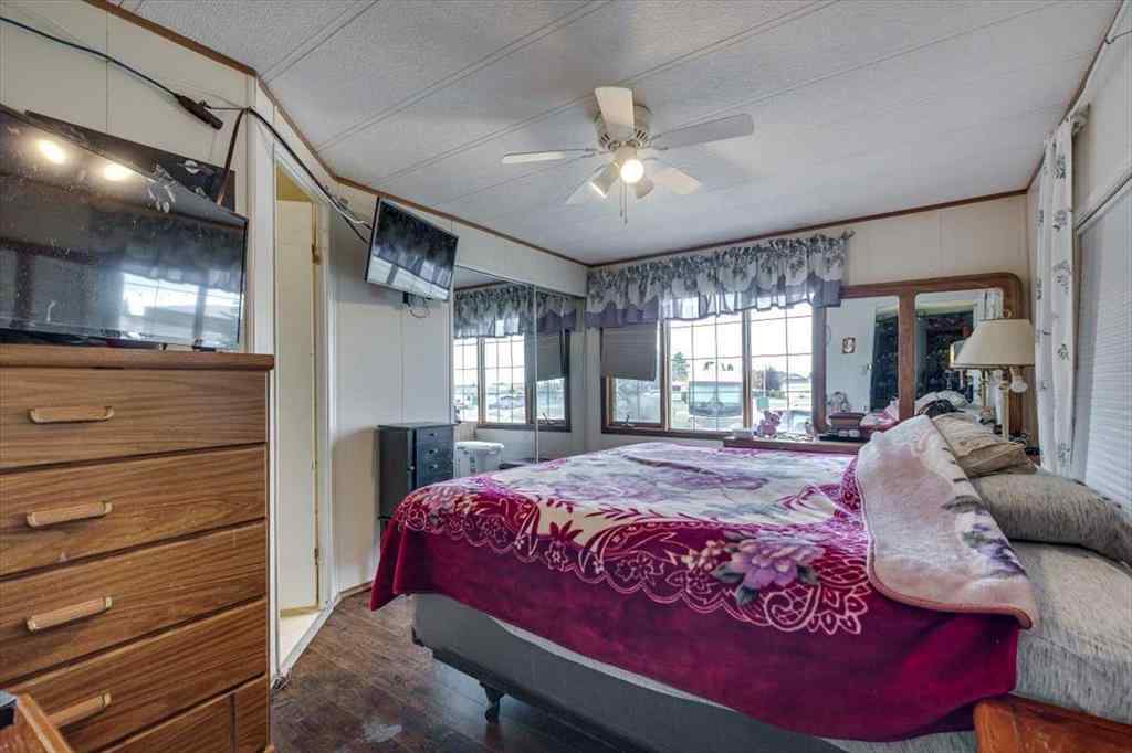 MLS® A2262551 - 4539 Eastview Crescent  in NONE Rimbey, Residential