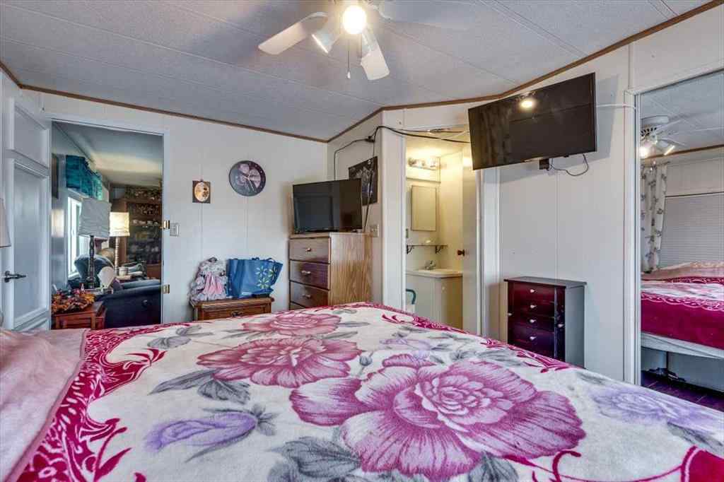 MLS® A2262551 - 4539 Eastview Crescent  in NONE Rimbey, Residential