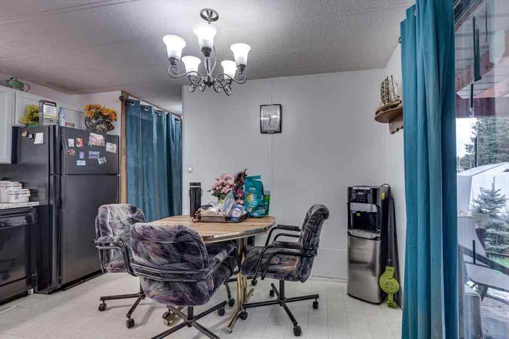 MLS® A2262551 - 4539 Eastview Crescent  in NONE Rimbey, Residential