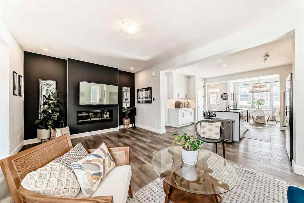 MLS® A2262552 - 404 Yorkville Avenue SW in Yorkville Calgary, Residential