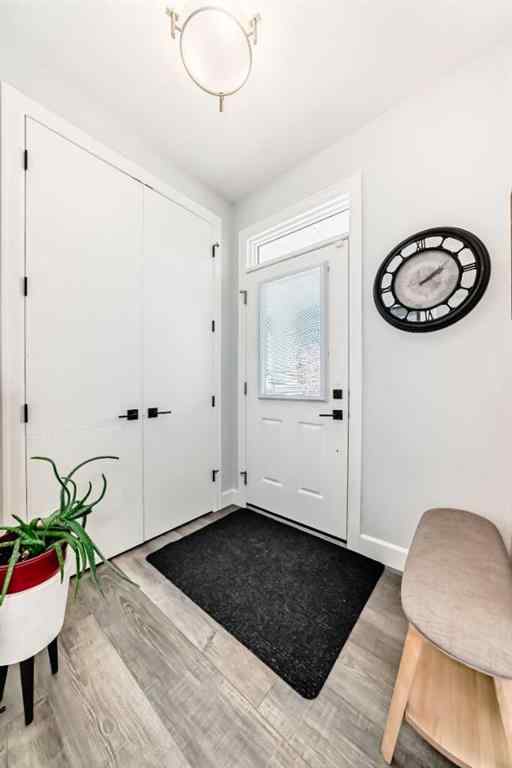 MLS® A2262552 - 404 Yorkville Avenue SW in Yorkville Calgary, Residential