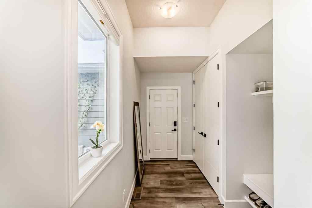 MLS® A2262552 - 404 Yorkville Avenue SW in Yorkville Calgary, Residential