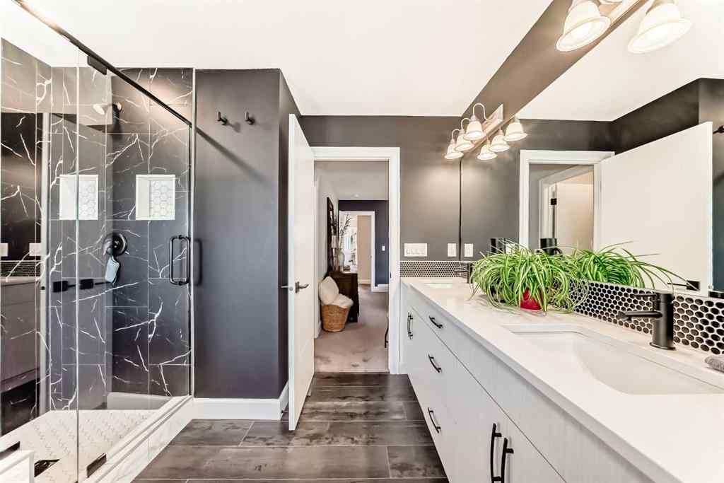 MLS® A2262552 - 404 Yorkville Avenue SW in Yorkville Calgary, Residential