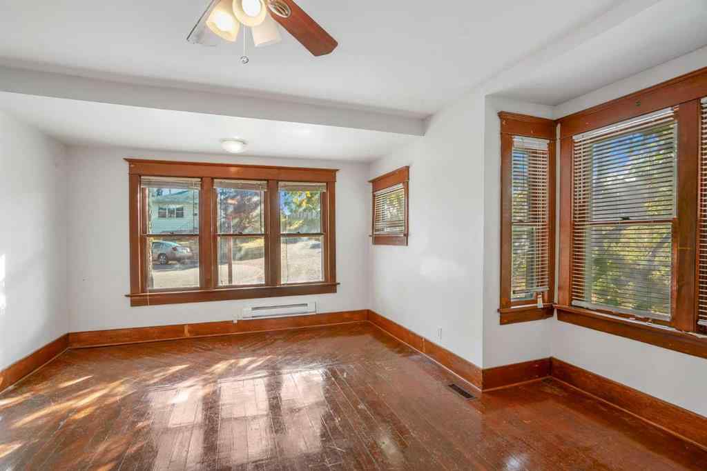 MLS® A2262561 - 2452 28 Avenue SW in Richmond Calgary, Residential