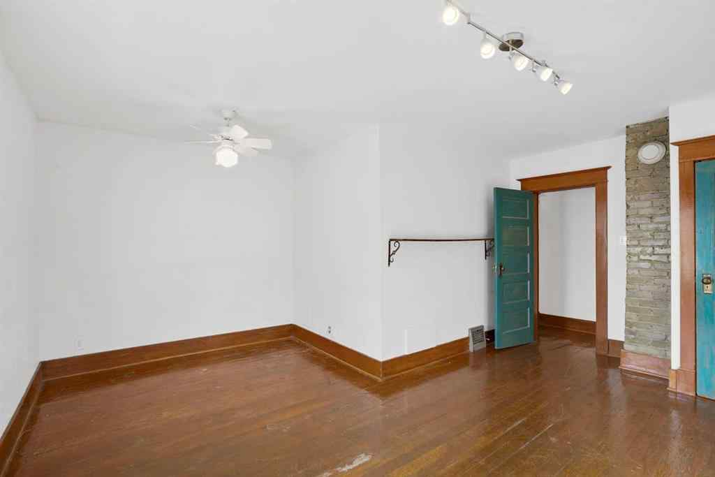 MLS® A2262561 - 2452 28 Avenue SW in Richmond Calgary, Residential