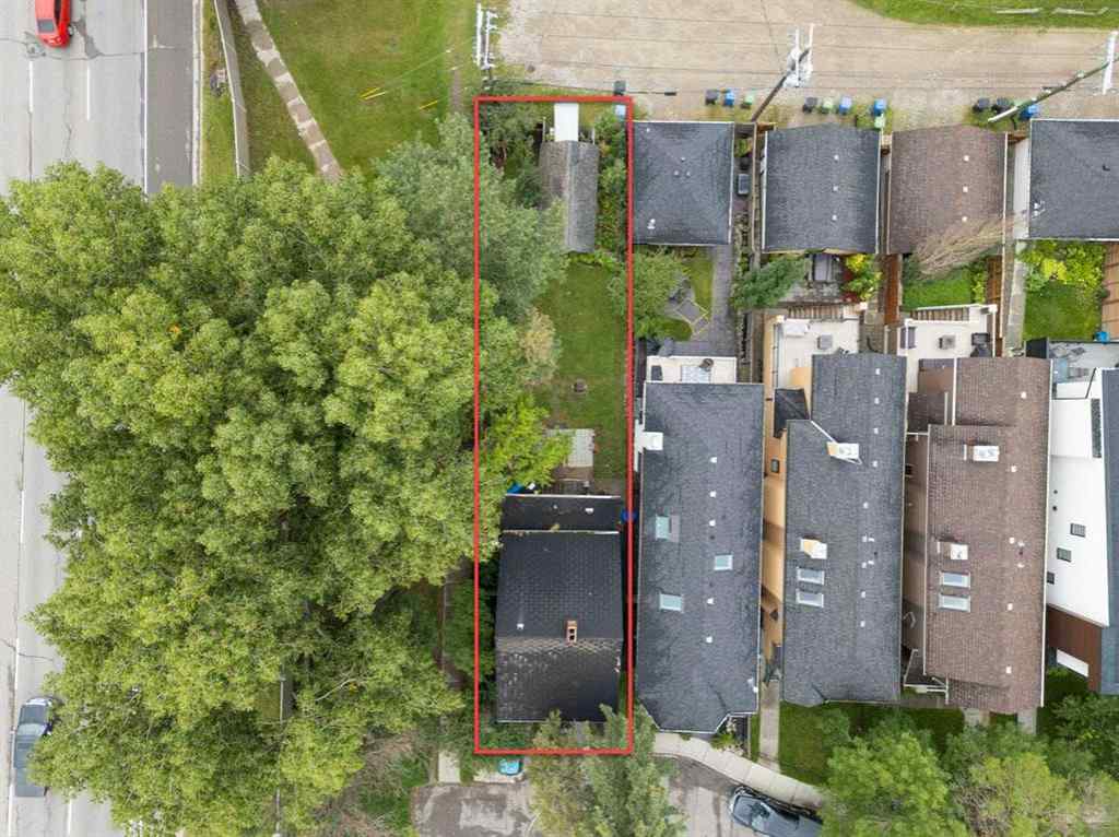 MLS® A2262561 - 2452 28 Avenue SW in Richmond Calgary, Residential