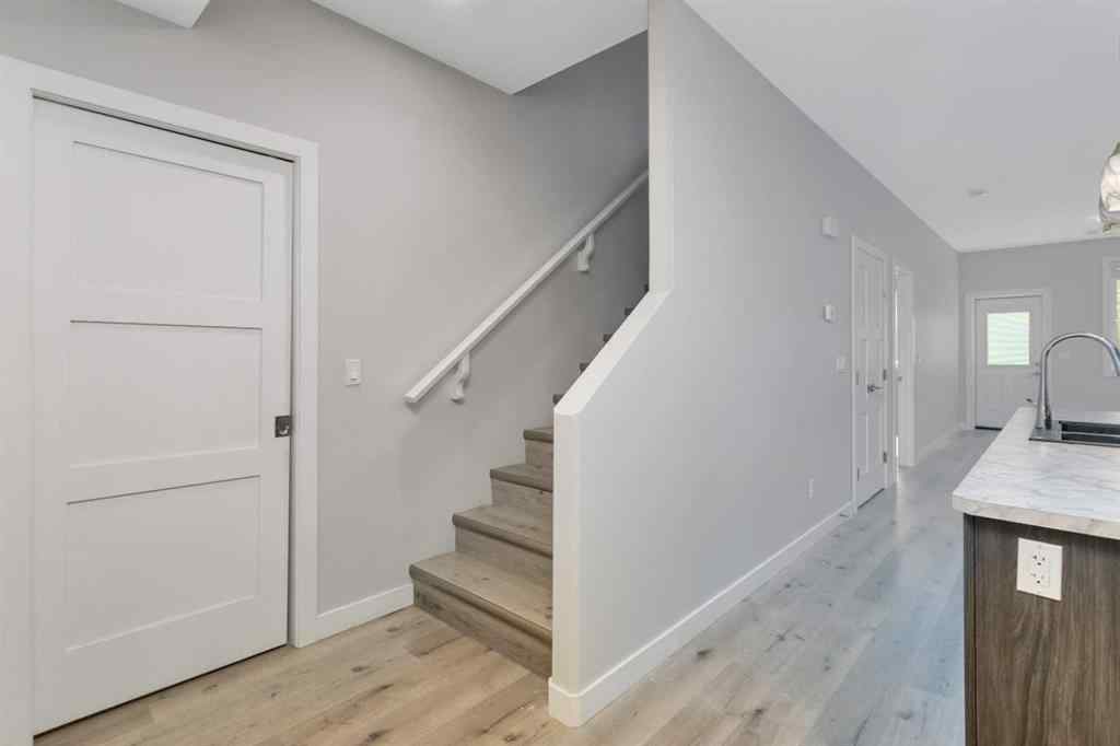 MLS® A2262567 - 5043 56 Street  in Dodds Lake Innisfail, Residential