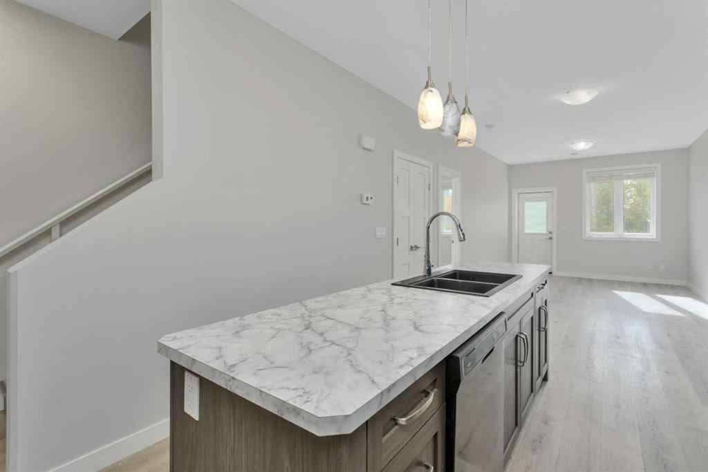 MLS® A2262567 - 5043 56 Street  in Dodds Lake Innisfail, Residential