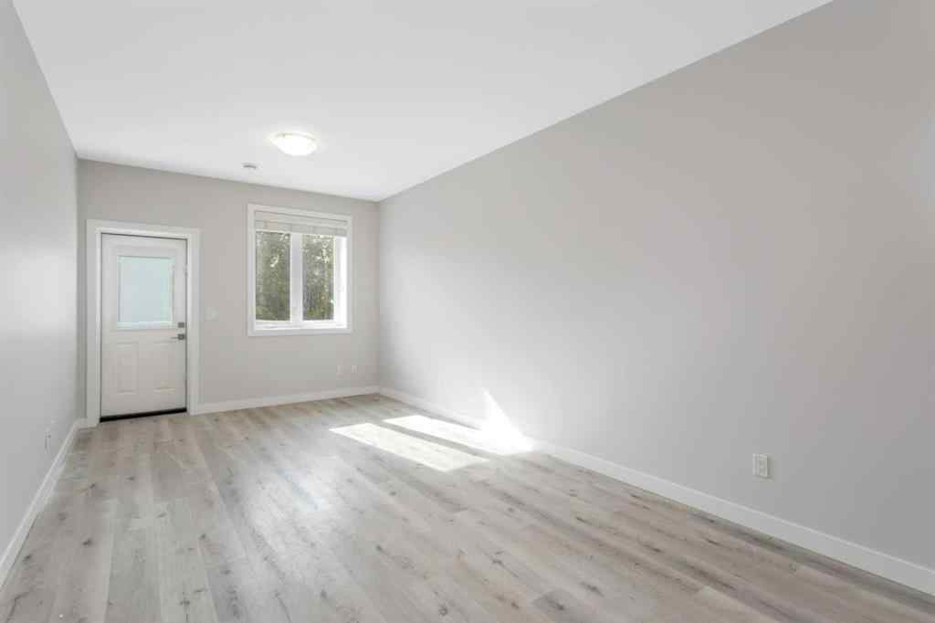 MLS® A2262567 - 5043 56 Street  in Dodds Lake Innisfail, Residential