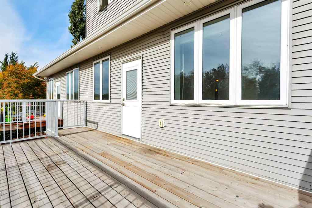 MLS® A2262567 - 5043 56 Street  in Dodds Lake Innisfail, Residential