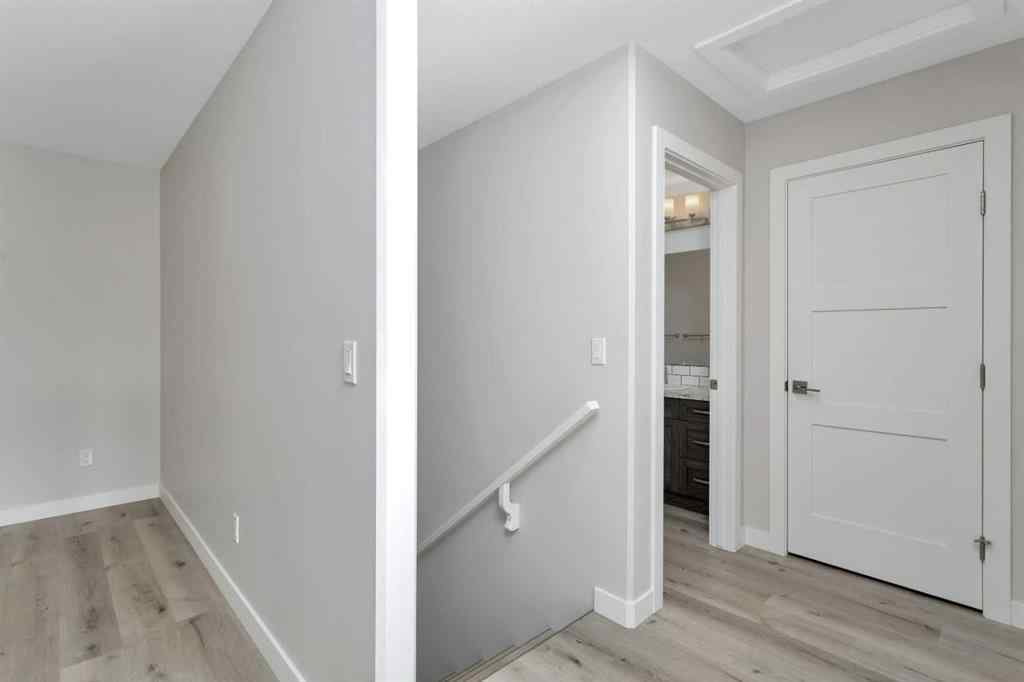 MLS® A2262567 - 5043 56 Street  in Dodds Lake Innisfail, Residential