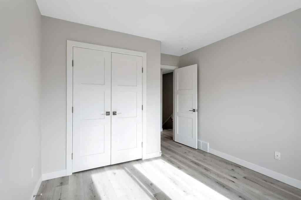 MLS® A2262567 - 5043 56 Street  in Dodds Lake Innisfail, Residential