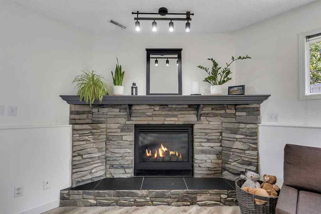 MLS® A2262570 - 145 Coventry Place NE in Coventry Hills Calgary, Residential