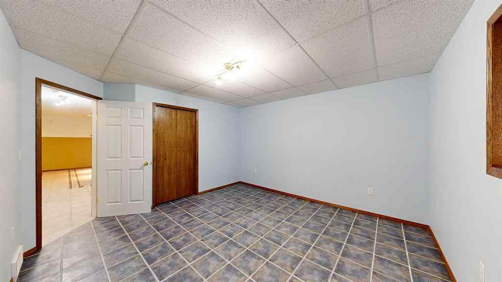 MLS® A2262571 - 2288 7 Avenue NE in Northeast Crescent Heights Medicine Hat, Residential