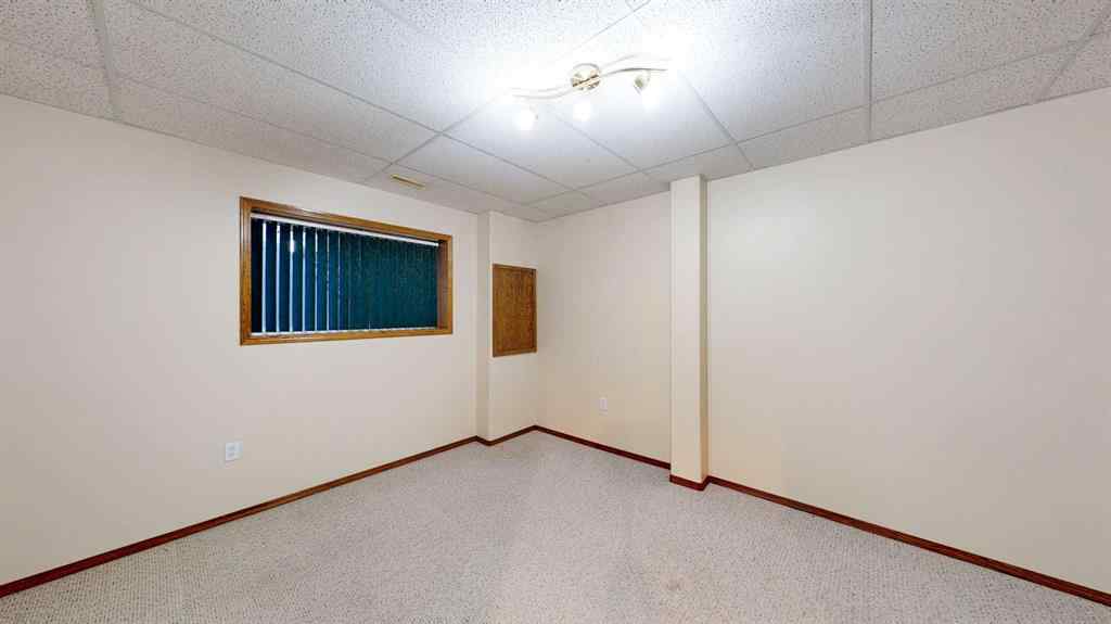 MLS® A2262571 - 2288 7 Avenue NE in Northeast Crescent Heights Medicine Hat, Residential