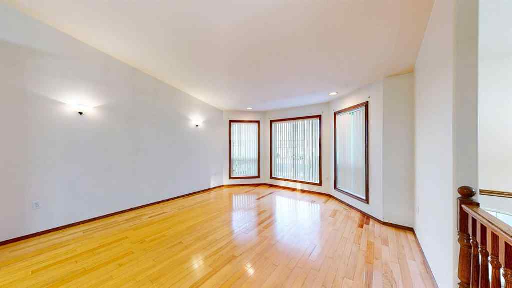 MLS® A2262571 - 2288 7 Avenue NE in Northeast Crescent Heights Medicine Hat, Residential