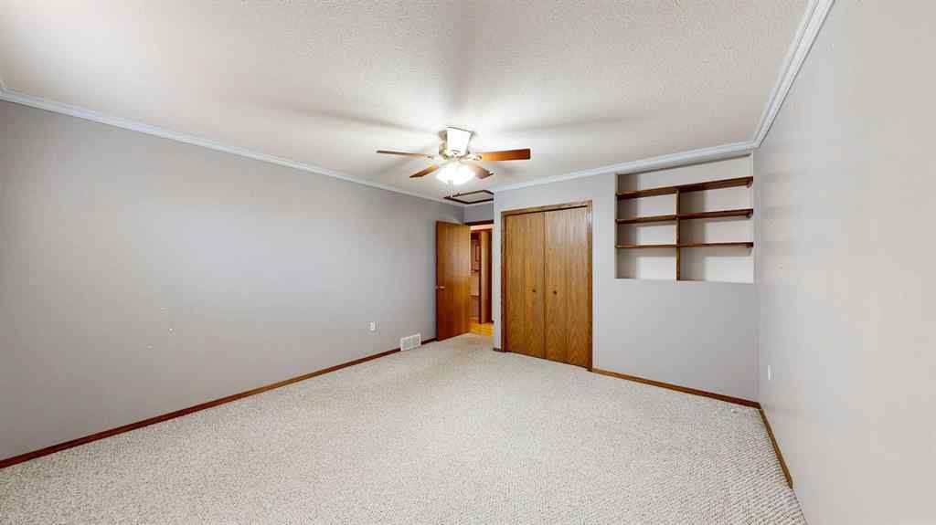 MLS® A2262571 - 2288 7 Avenue NE in Northeast Crescent Heights Medicine Hat, Residential