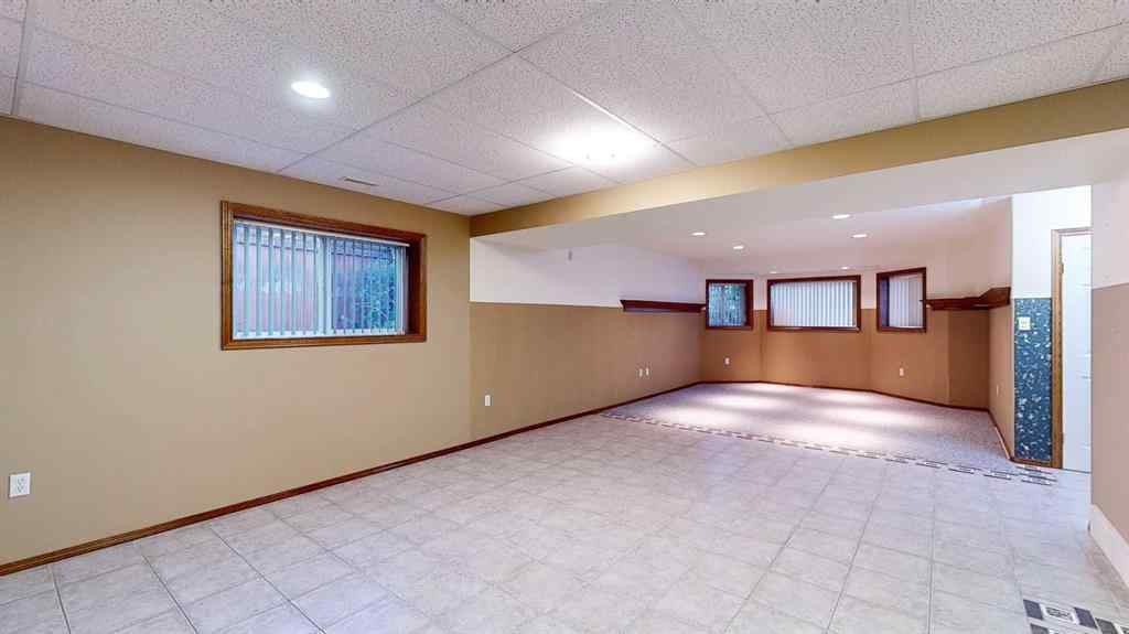 MLS® A2262571 - 2288 7 Avenue NE in Northeast Crescent Heights Medicine Hat, Residential