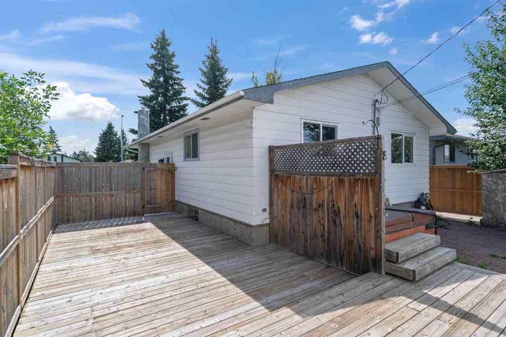 MLS® A2262572 - 84 Maranda Close NE in Marlborough Calgary, Residential