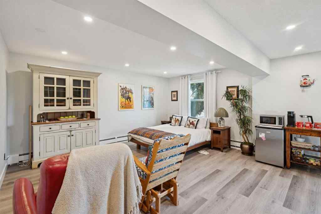 MLS® A2262573 - Unit #1 1606 34 Avenue SW in South Calgary Calgary, Residential