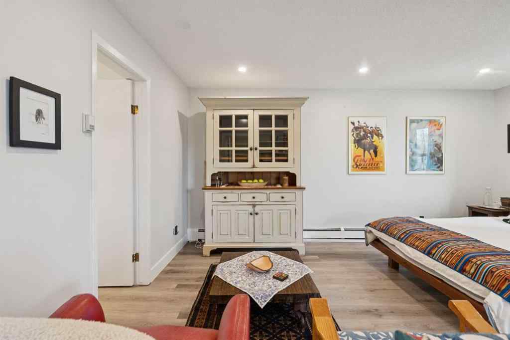 MLS® A2262573 - Unit #1 1606 34 Avenue SW in South Calgary Calgary, Residential