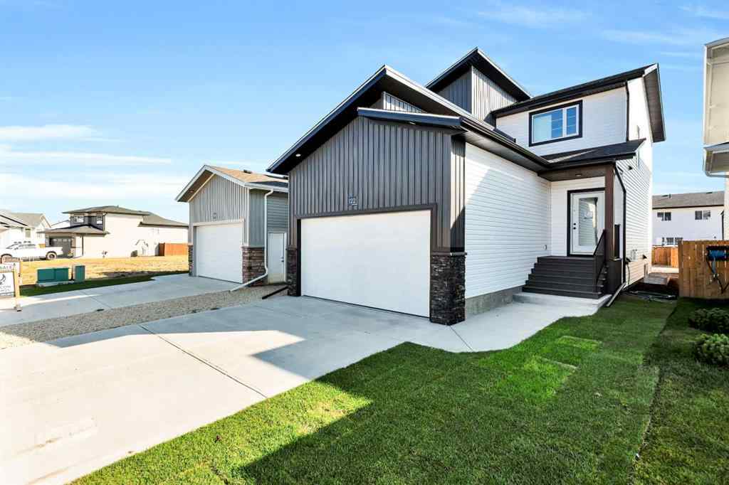 MLS® A2262574 - 122 Norseman Close  in Oxford Landing Penhold, Residential