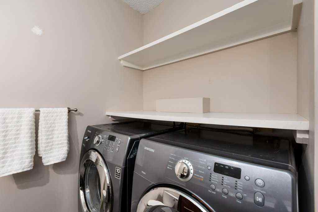 MLS® A2262576 - Unit #4 1939 25A Street SW in Killarney/Glengarry Calgary, Residential