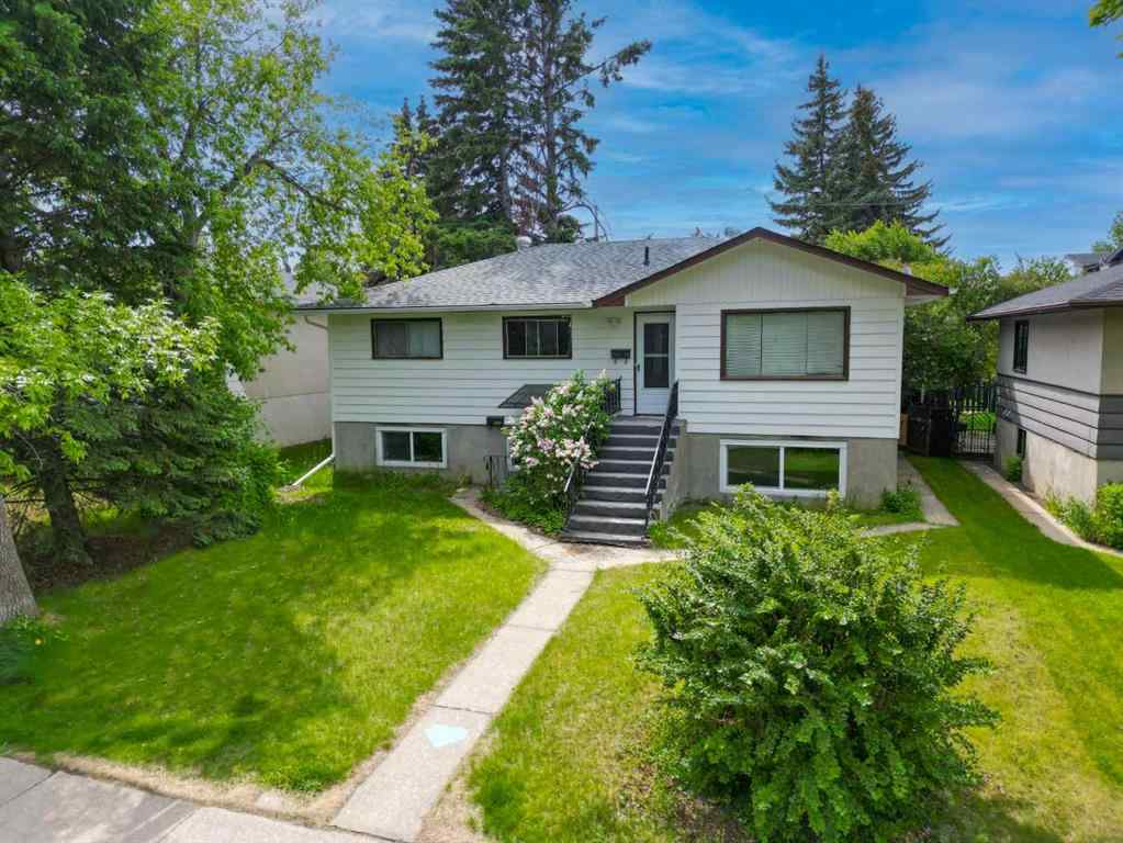MLS® A2262577 - 2815 41 Street SW in Glenbrook Calgary, Residential