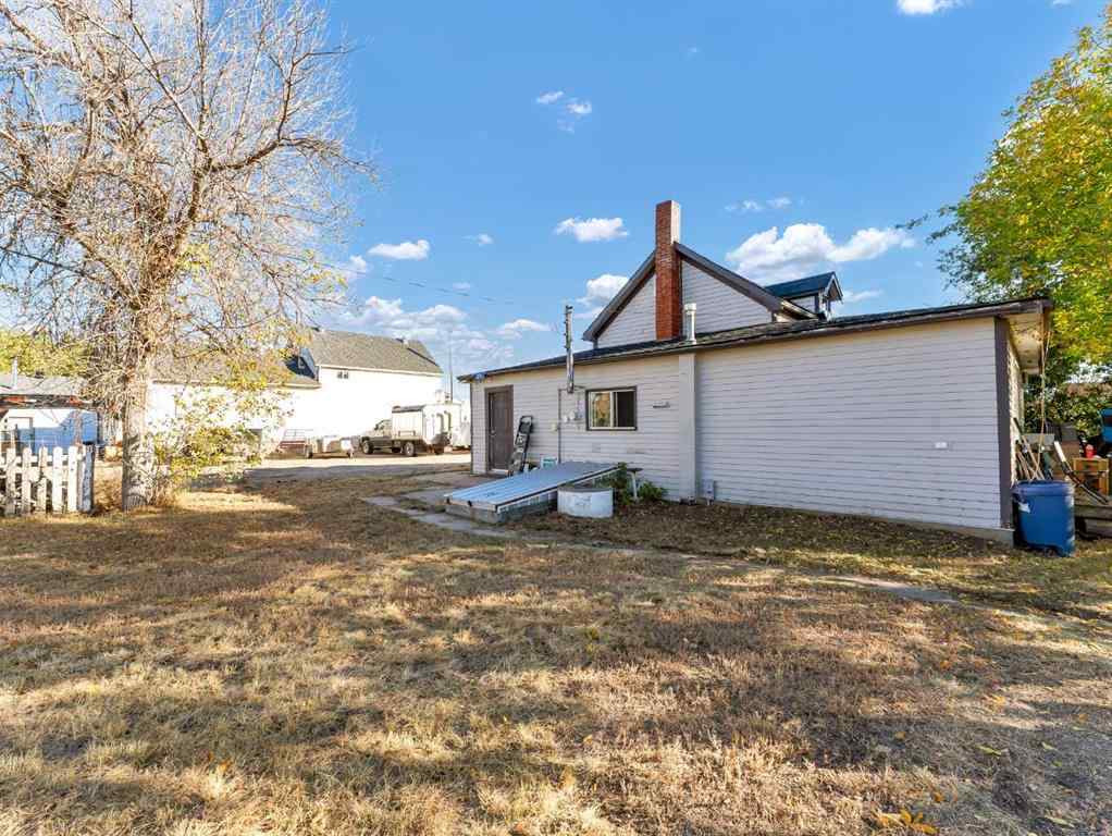 MLS® A2262578 - 80 Pacific Avenue  in NONE Irvine, Residential