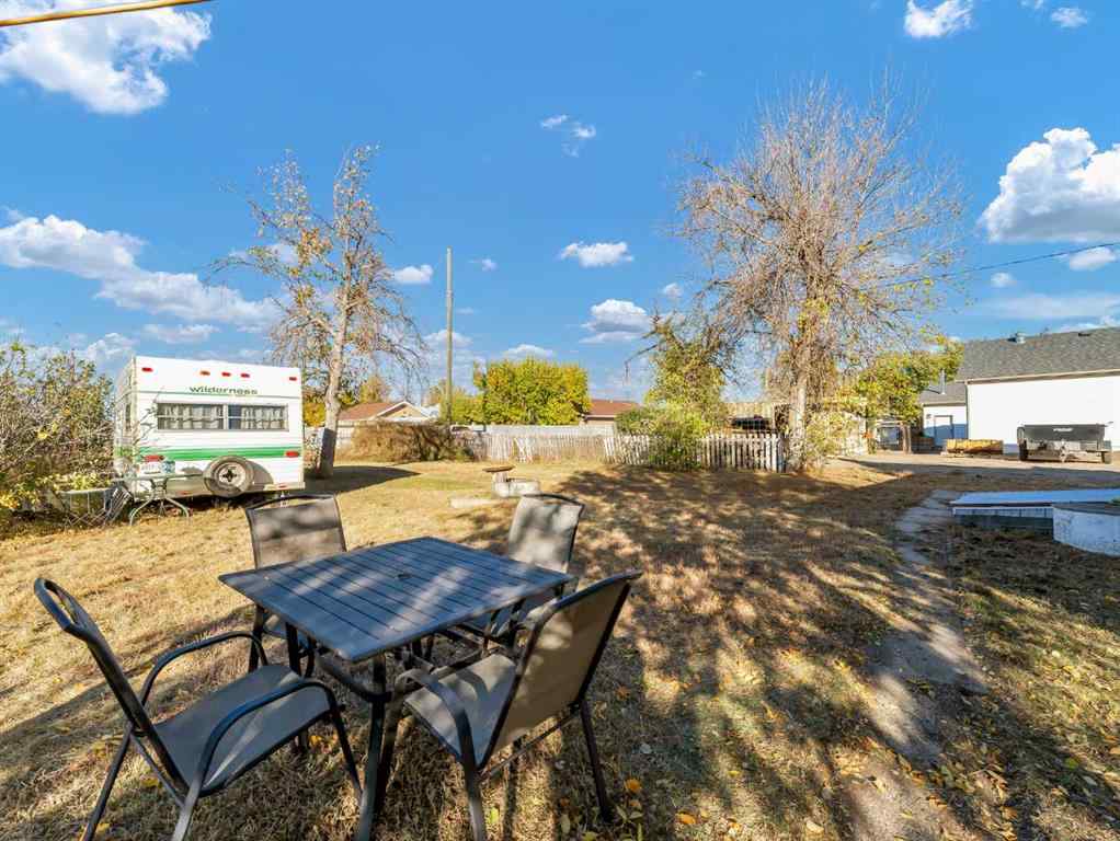 MLS® A2262578 - 80 Pacific Avenue  in NONE Irvine, Residential