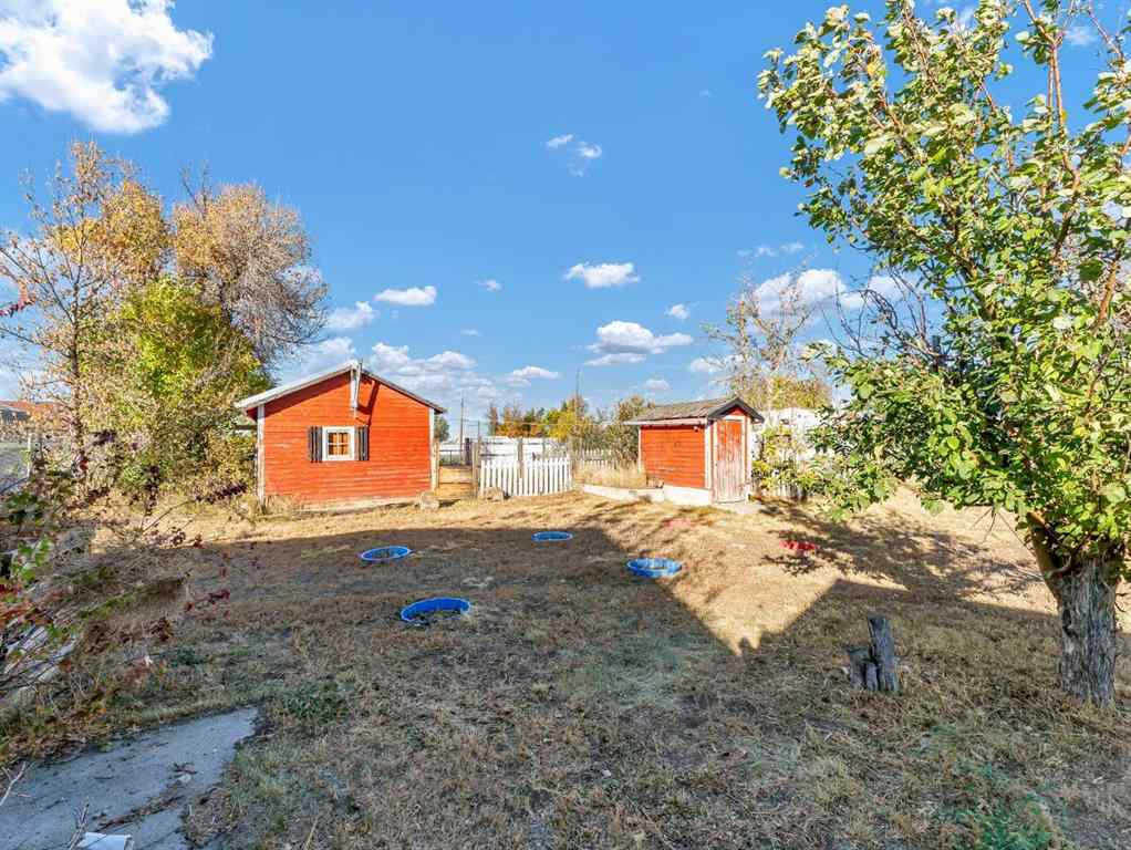 MLS® A2262578 - 80 Pacific Avenue  in NONE Irvine, Residential